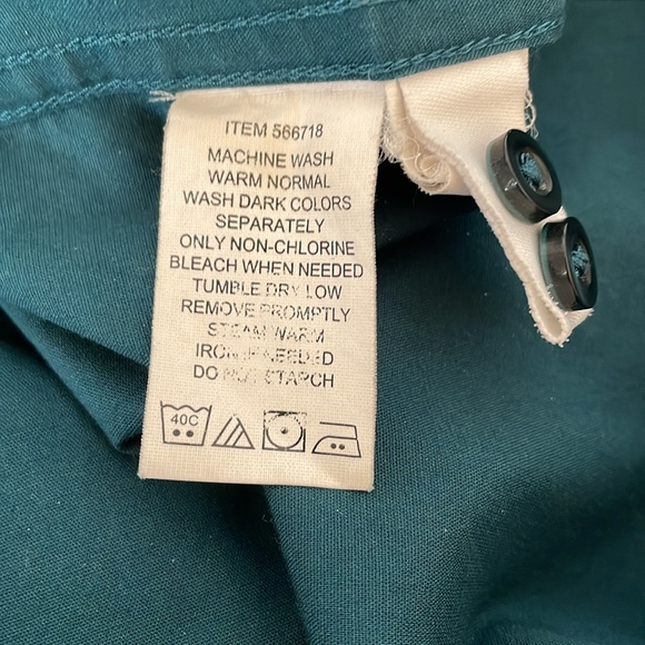 Lot 1 / 2 Items Kirkland Signature And Lady Hathaway. 2 Blouses In 1 Lot. Sz XL - Picture 5 of 9